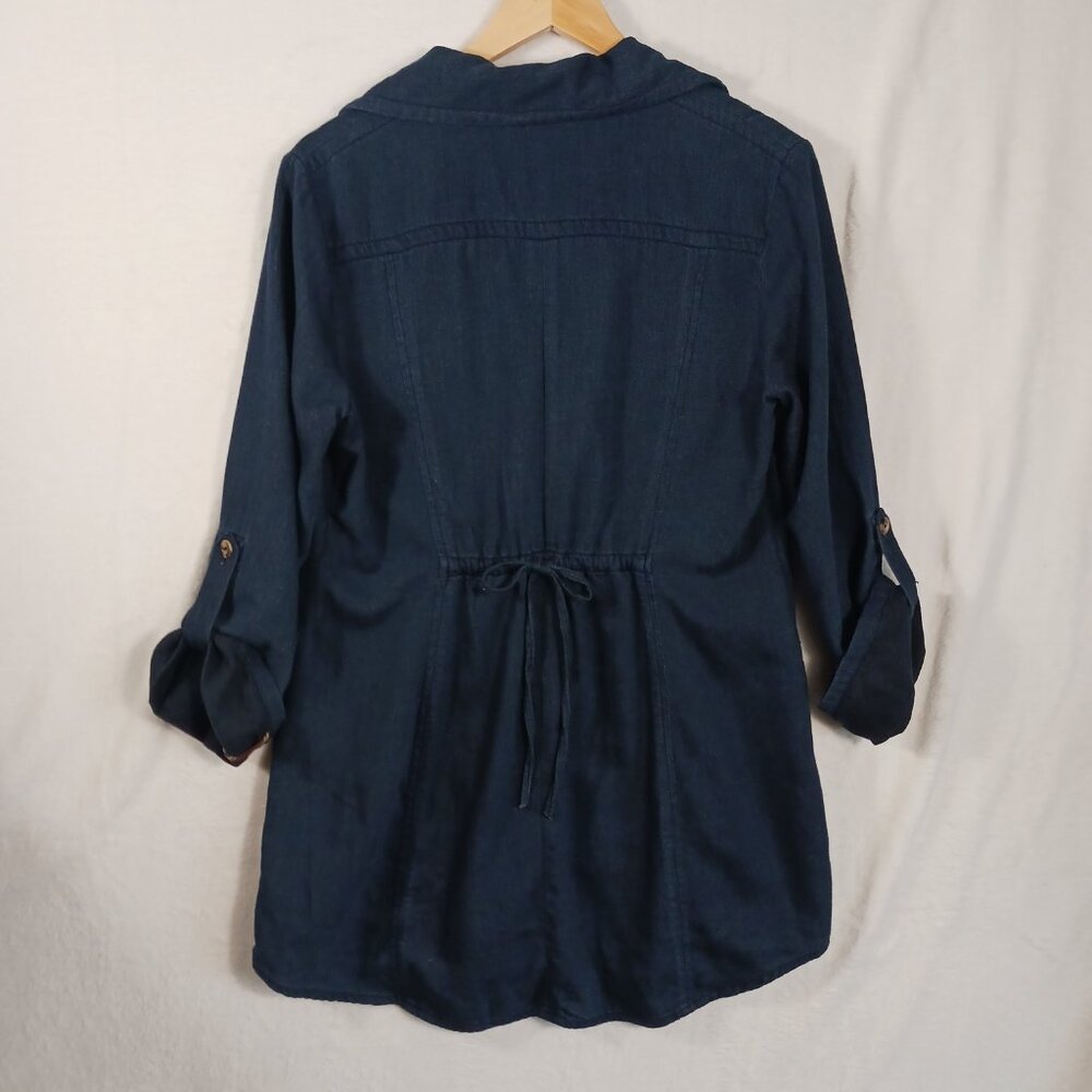 CAbi,  Lightweight, Dark Chambray Jacket Size Medium, Button Front, Long sleeve - Picture 3 of 16